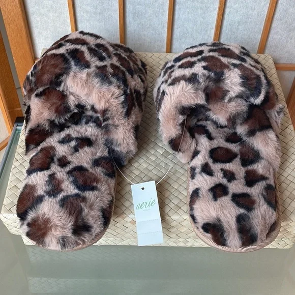 Aerie Cheetah Fur Slides size 7 NWT - Picture 5 of 9